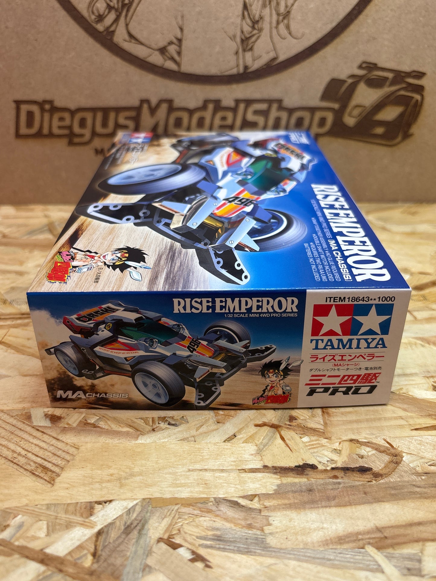 Tamiya Rise Emperor MA Chassis Mini 4WD PRO
18643