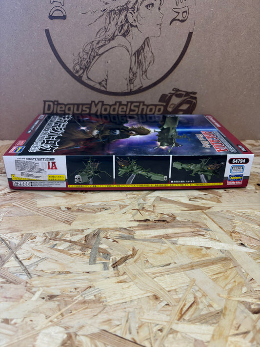 Hasegawa 64794 Space Pirate Battleship Arcadia First Ship 1:2500 – Captain Harlock Limited Edition