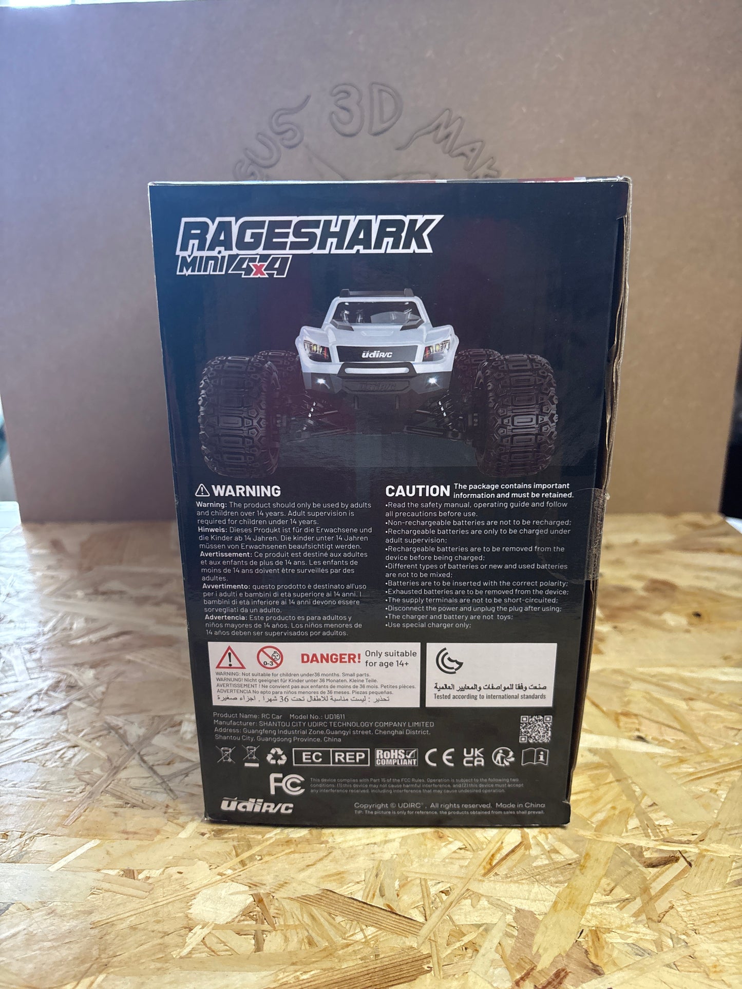 UDIRC Radio Shark 1:16 4WD RC Blu – Cod. UD1611B blu