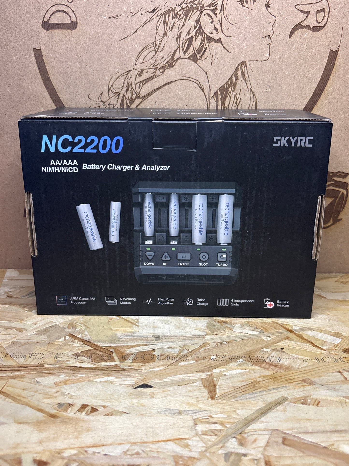 SkyRC NC2200 Caricabatterie e Analizzatore AA/AAA – Cod. 7032