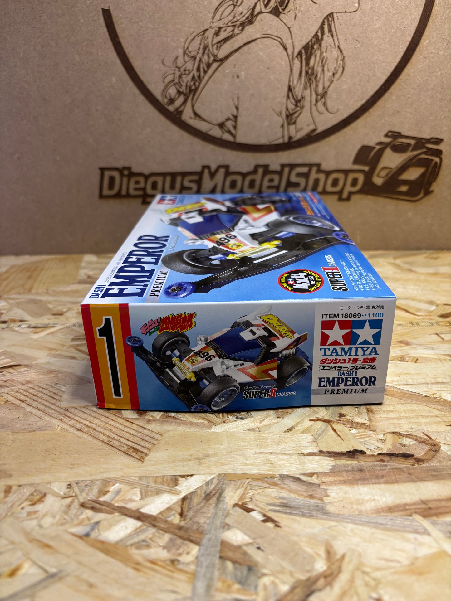 Tamiya Dash 1 Emperor Premium – Mini 4WD – Super II Chassis 18069