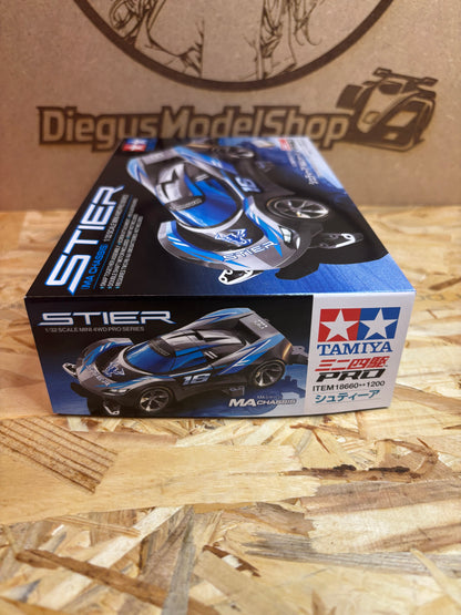 Slyther Mini 4WD PRO MA Chassis TA18660 più motore japancup2025