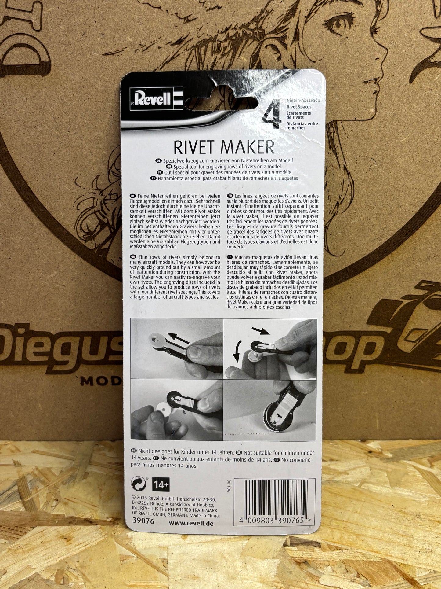 Revell Rivet Maker – Attrezzo per incisione rivetti