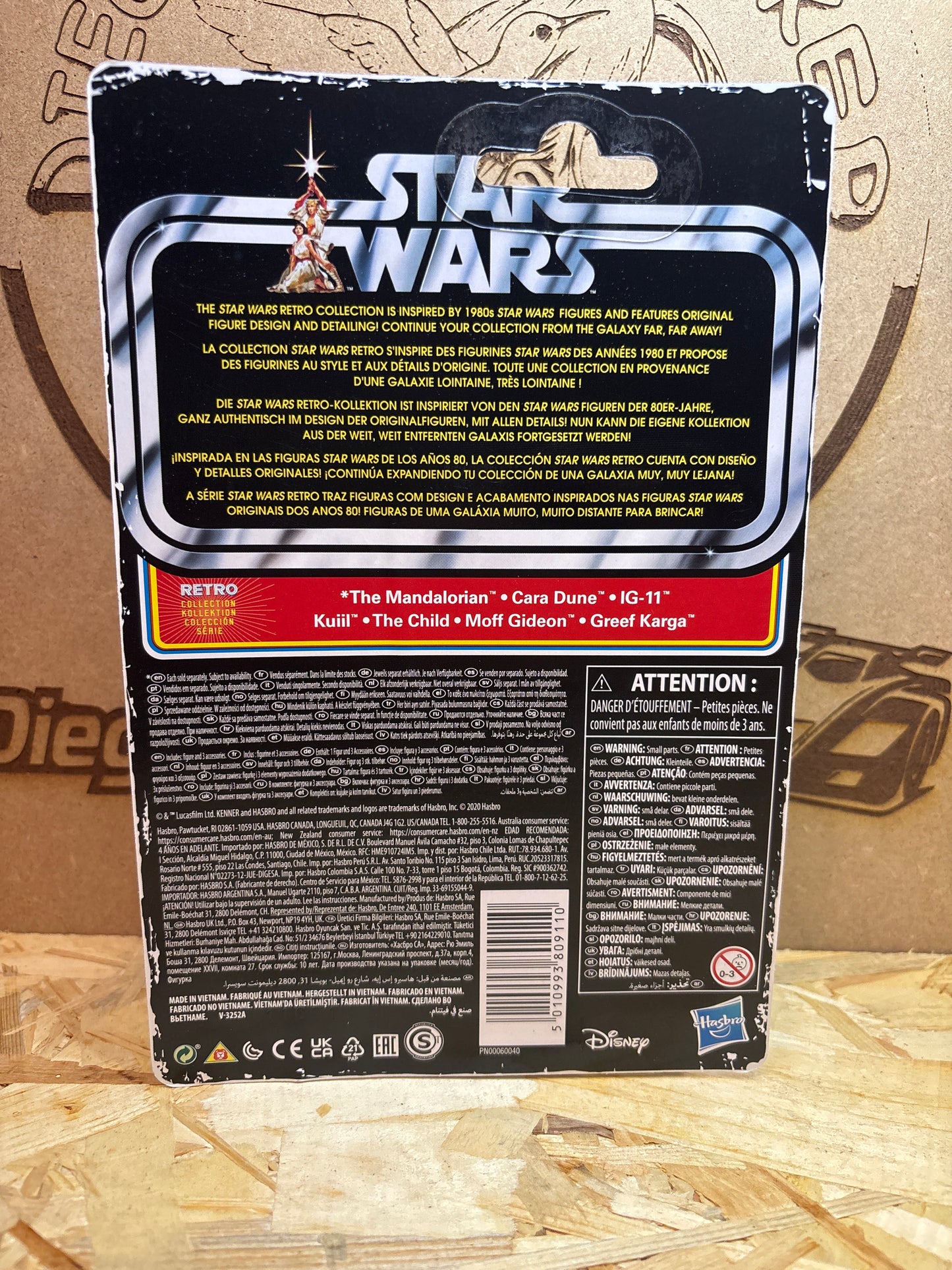 Star Wars The Mandalorian The Child Retro Collection Figure