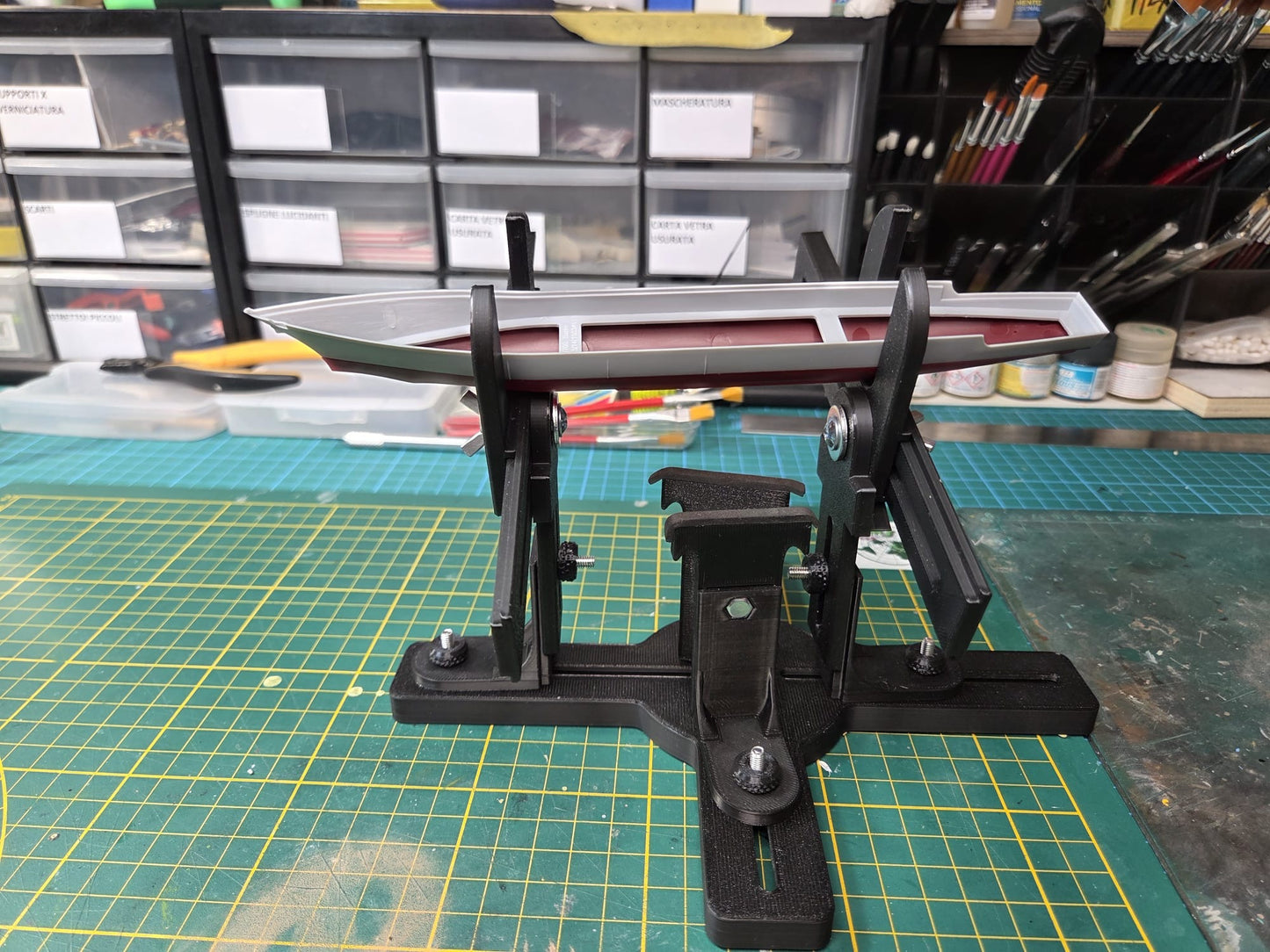 Croce per stabilizzazione modello