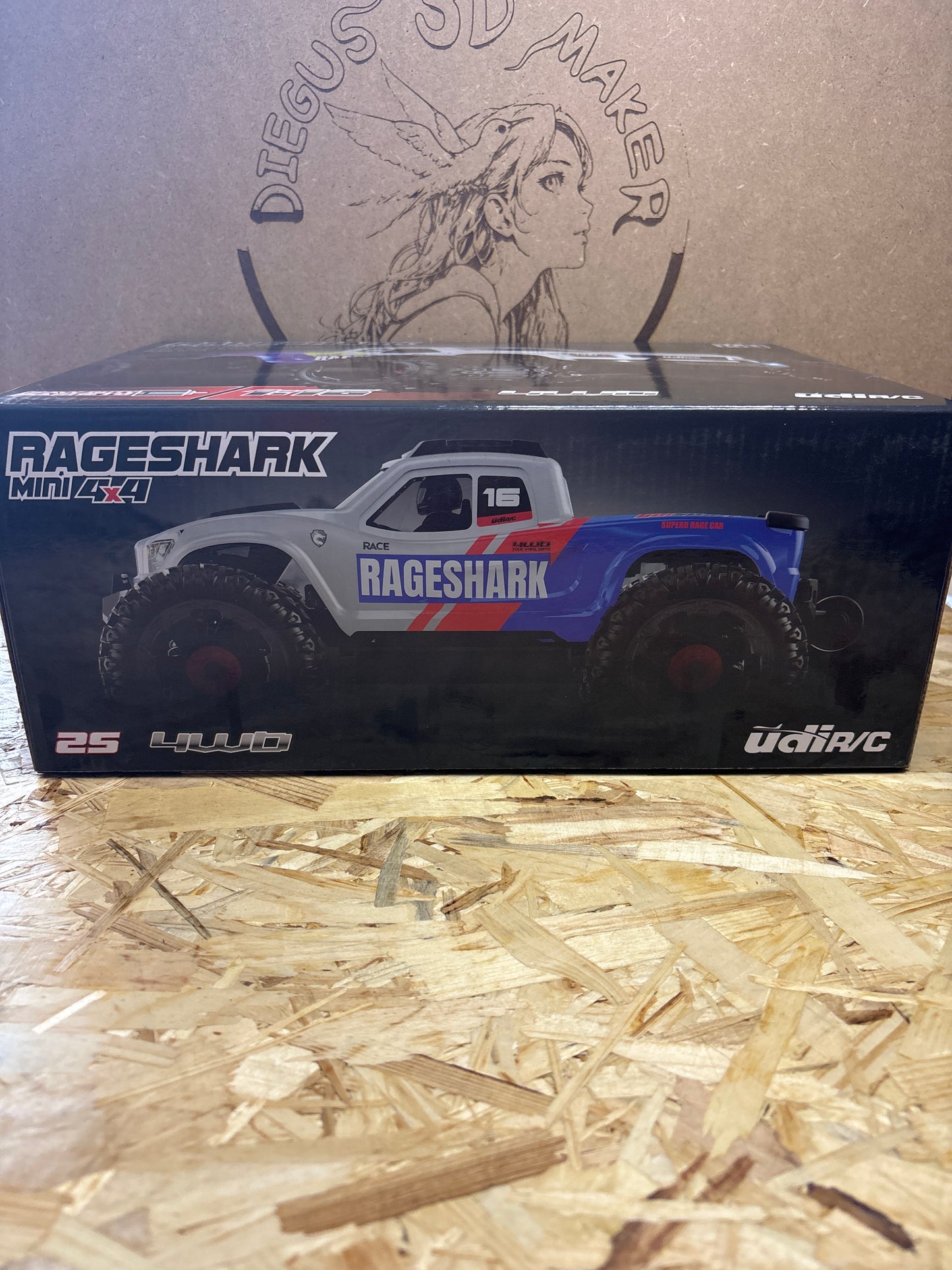 UDIRC Radio Shark 1:16 4WD RC Blu – Cod. UD1611B blu