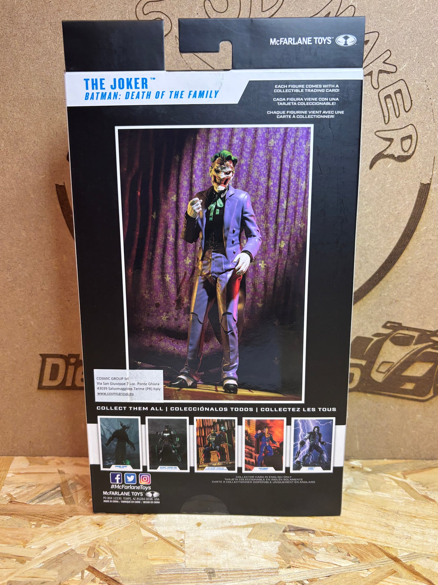 DC Multiverse Joker Action Figure – The Joker con Accessori 2326