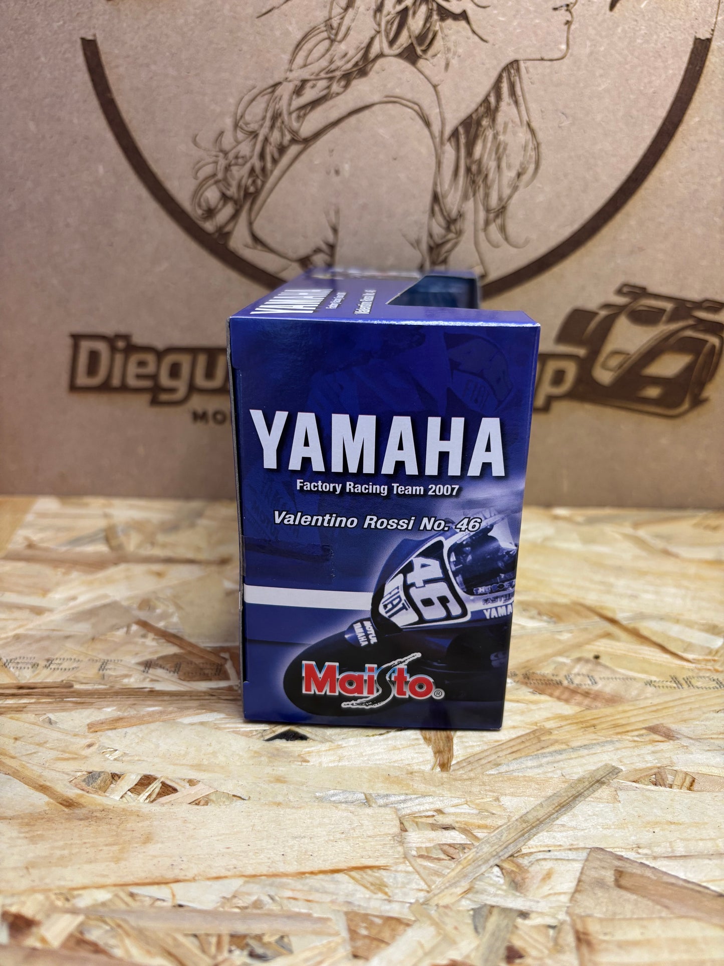 Yamaha YZR-M1 Factory Racing Team 2007 #46 – Scala 1:18 – Maisto