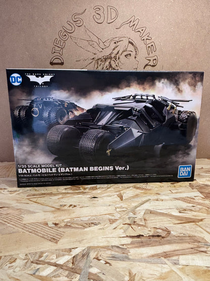 Batmobile (Batman Begins Ver.) 1/35 – Model Kit – Bandai 80178