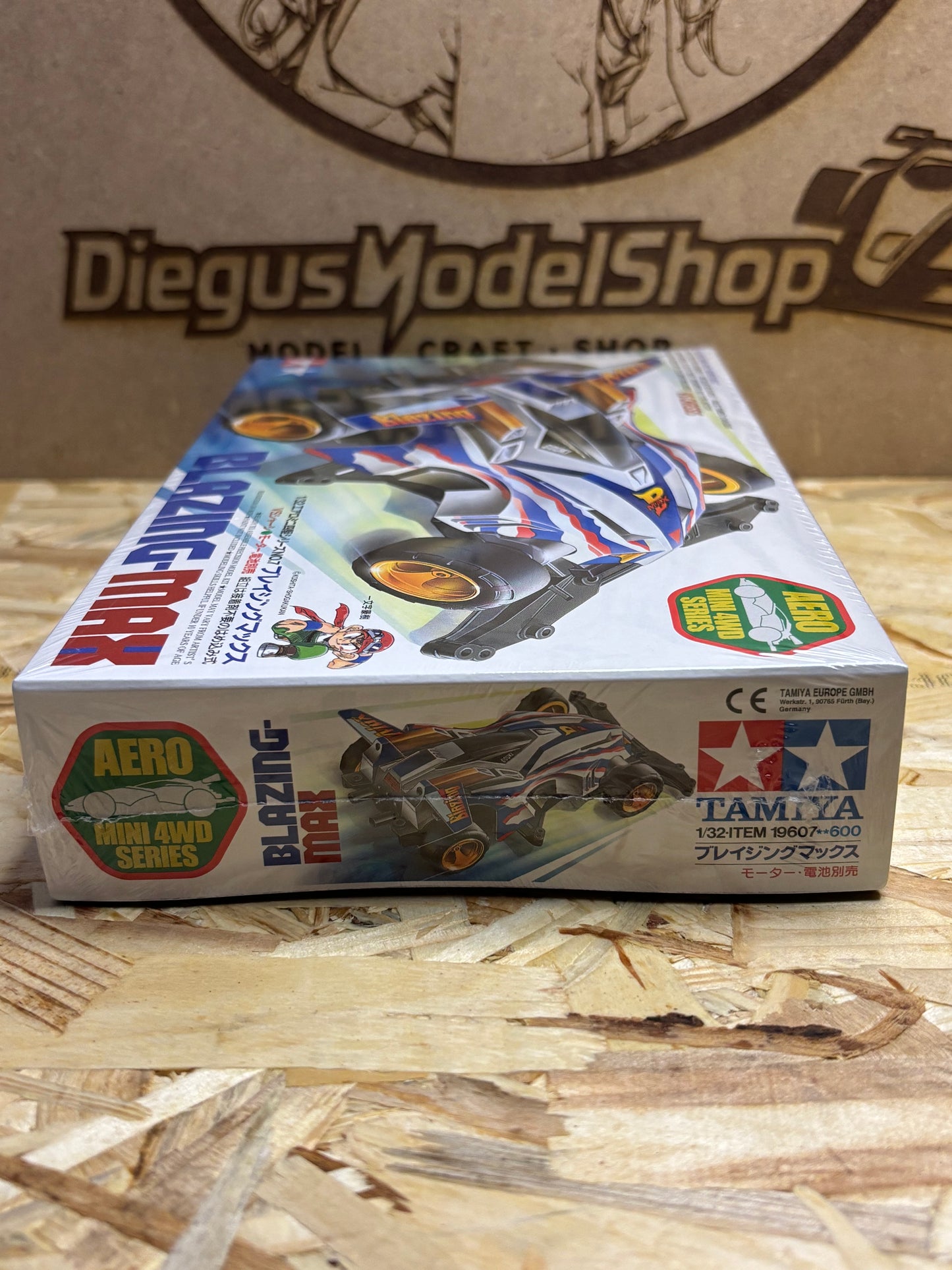 Tamiya Blazing Max – Mini 4WD Kit Originale TA19607