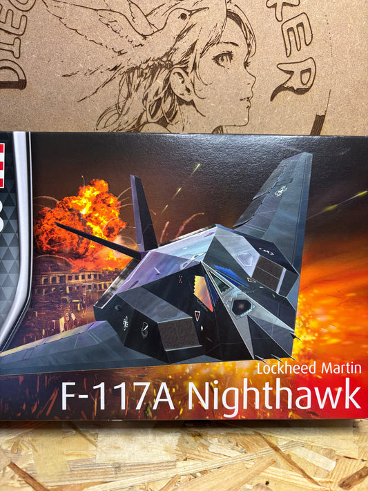 Revell F-117A Nighthawk 1:72 – Kit di montaggio aereo stealth – Level 3
