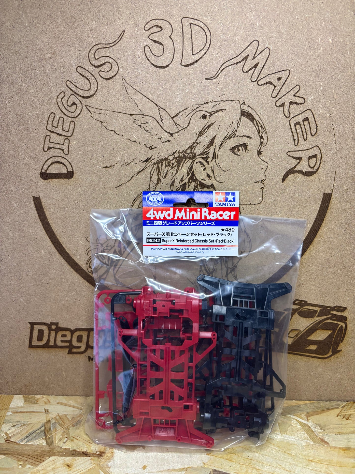 Tamiya TA95242 – Super X Reinforced Chassis Set (Red/Black) – Mini 4WD