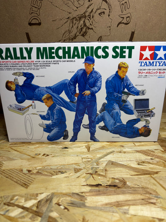 Tamiya TA24266 – Rally Mechanics Set – Figurini 1/24