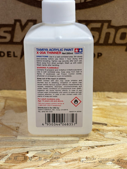 Tamiya TA81040 – Solvente