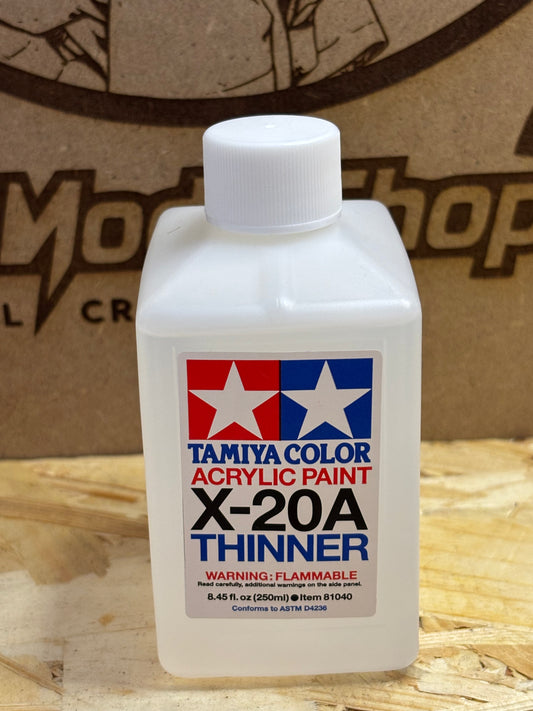 Tamiya TA81040 – Solvente