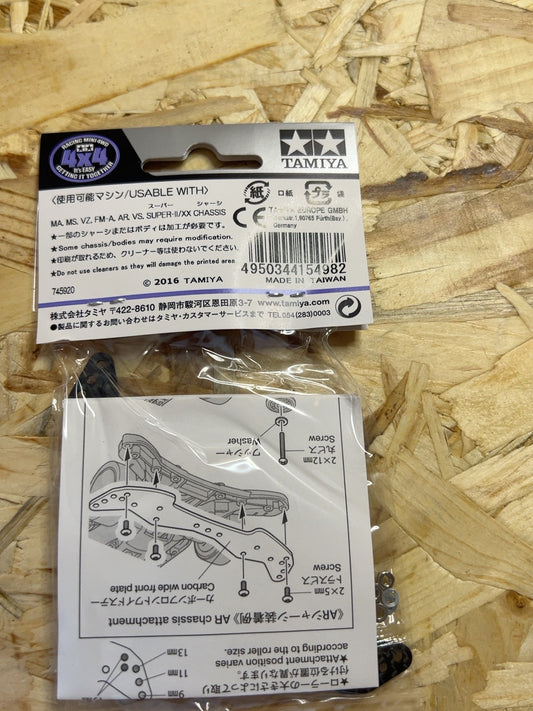 Tamiya 15498 – HG Carbon Wide Front Plate 1,5 mm Mini 4WD